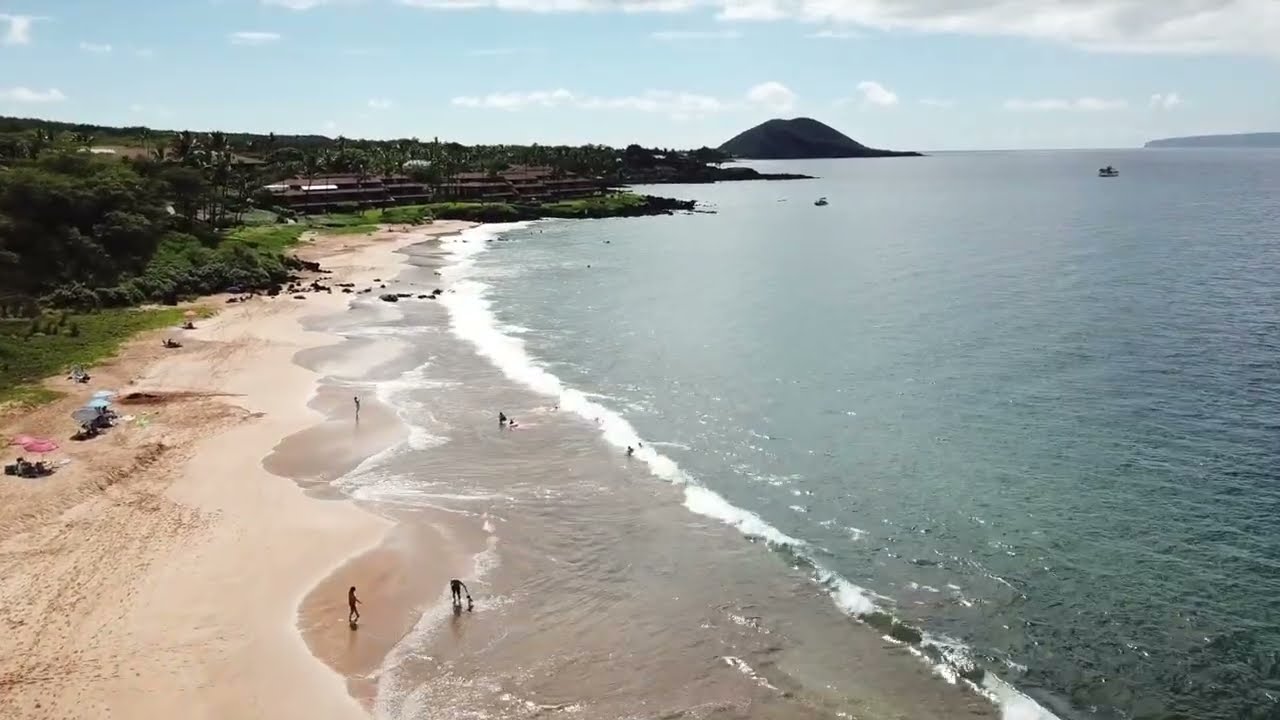 Travel Maui